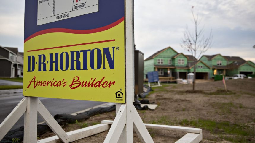 an-options-bet-that-wins-if-homebuilder-stocks-continue-to-weaken-under-high-rates