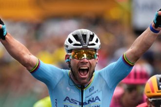 cavendish-breaks-record-with-historic-35th-tour-de-france-stage-win