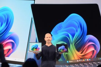 microsoft’s-surface-pro-is-fine,-but-it-isn’t-the-ai-device-to-change-personal-computing